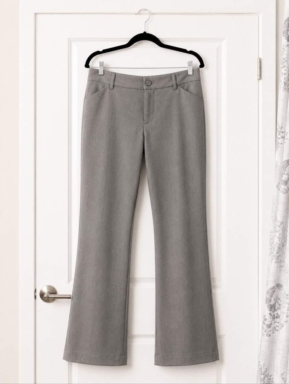 Women's Light Gray Business Casual Trousers Size 12 By Lee